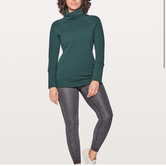 Lululemon To You Tunic 2 - Picture 2 of 9